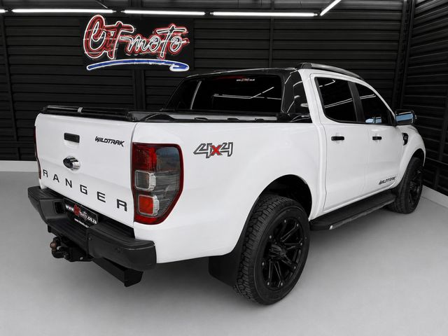 2017 Ford Ranger 3.2 TDCi Wildtrak 4x4 Auto Double-Cab, photo 5