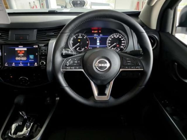 2026 Nissan Navara 2.5DDTi Stealth Auto, photo 4