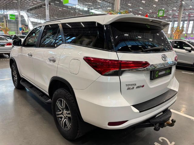 2018 Toyota Fortuner 2.4 GD-6 Raised Body, photo 5