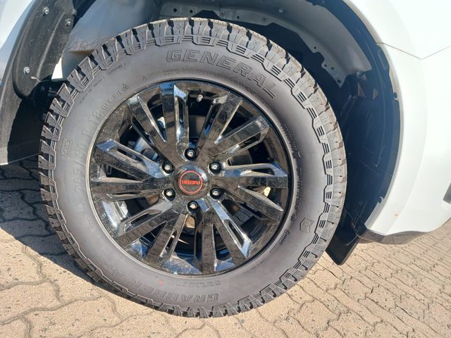 2026 Isuzu D-Max 1.9 DDI HR X-Rider 4x4 Auto Double-Cab, photo 4
