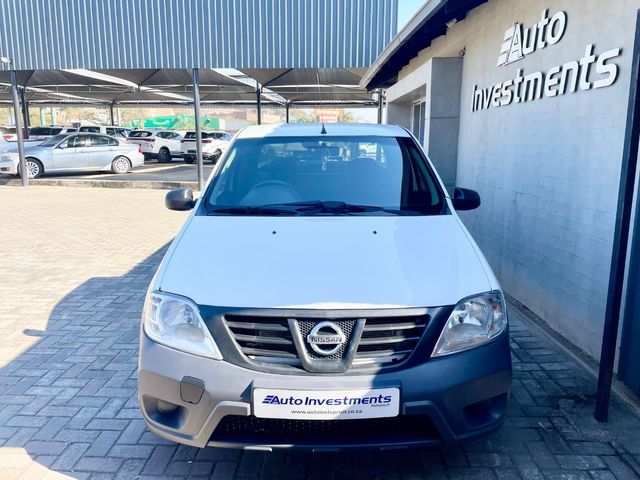 2023 Nissan NP200 1.6 A/C Safety Pack, photo 4