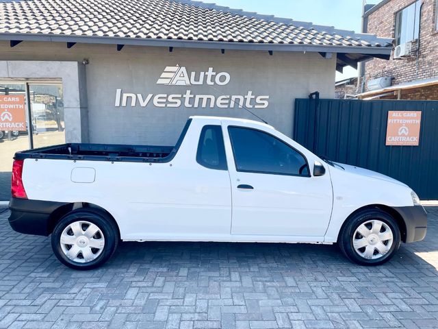 2023 Nissan NP200 1.6 A/C Safety Pack, photo 5