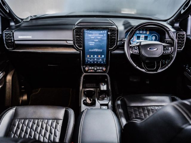 2026 Ford Everest 3.0D V6 Platinum AWD Auto, photo 2