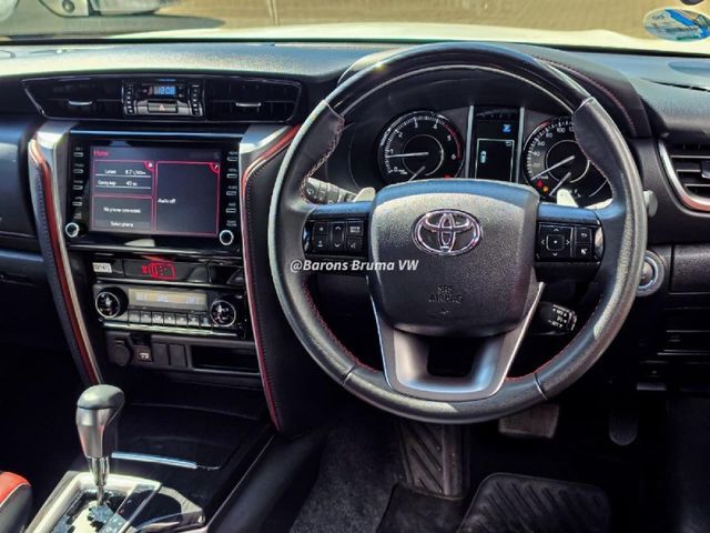2025 Toyota Fortuner 2.8 GD-6 R/B Auto, photo 5