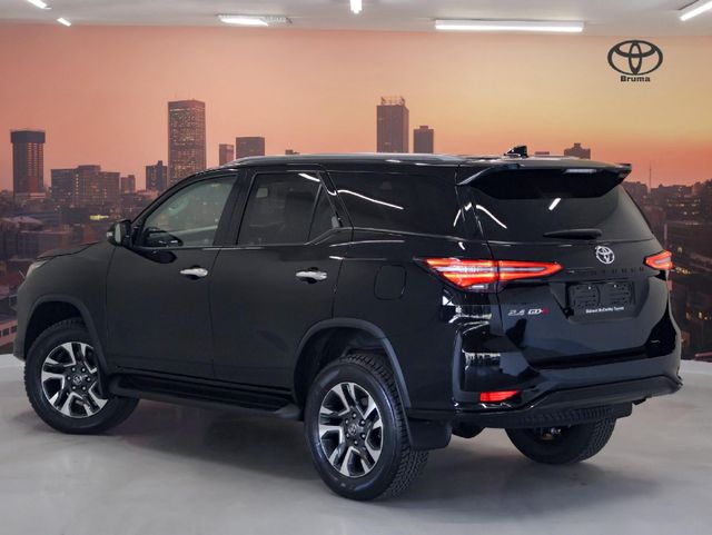 2026 Toyota Fortuner 2.4 GD-6 R/B Auto, photo 2