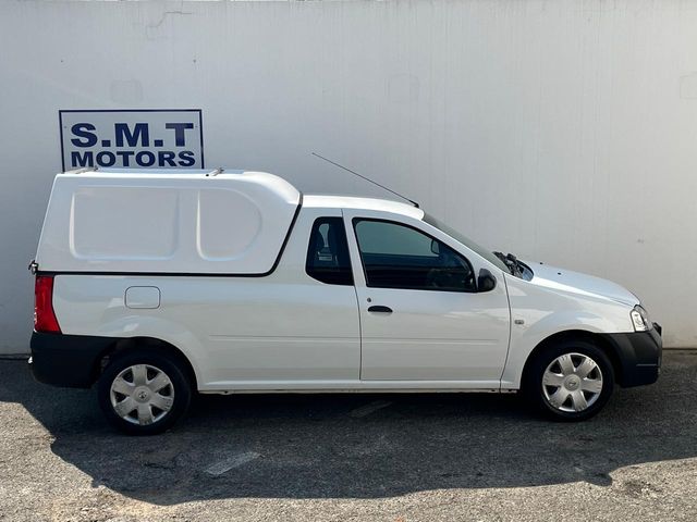 2019 Nissan NP200 1.6 A/C Safety Pack, photo 2