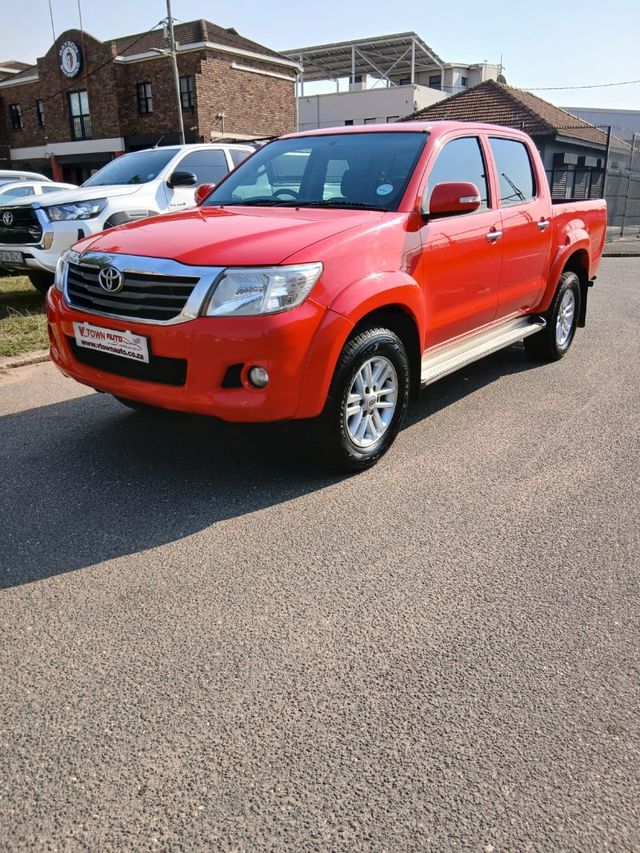2014 Toyota Hilux 2.7 VVTi Raider Raised Body Double-Cab, photo 2