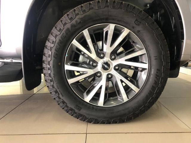 2026 Isuzu D-Max 3.0 DDI LSE 4x4 Auto Double-Cab, photo 5