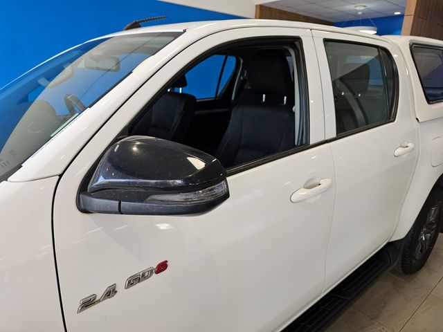 2024 Toyota Hilux 2.4 GD-6 Raider 4x4 Double-Cab Auto, photo 3