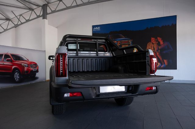 2026 JAC T9 2.0 CTI Super Lux 4x4 Auto Double-Cab, photo 4