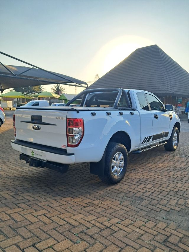 2015 Ford Ranger 3.2 TDCi XLS SuperCab, photo 4