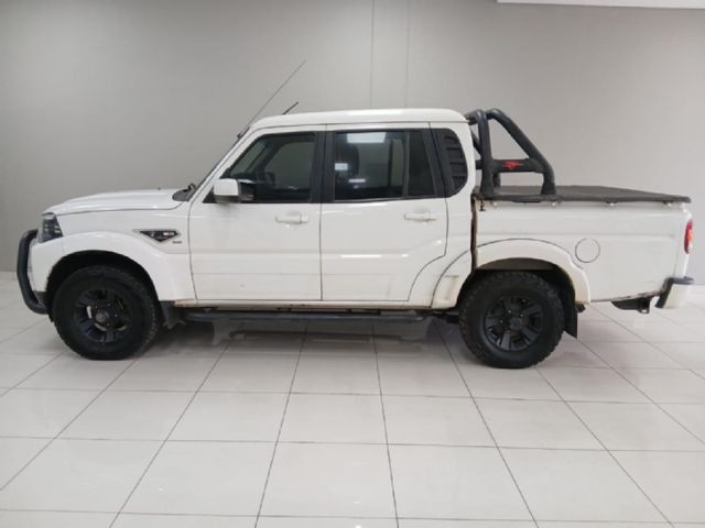 2023 Mahindra Pik Up 2.2 mHawk S6 4x4 Double-Cab, photo 2