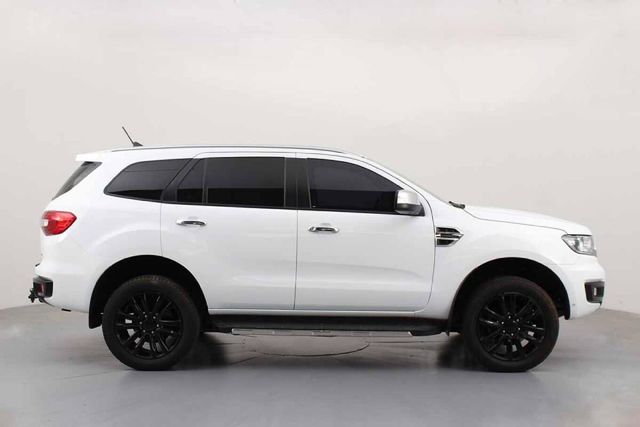 2022 Ford Everest 2.0D Bi-Turbo LTD 4x4 Auto, photo 3