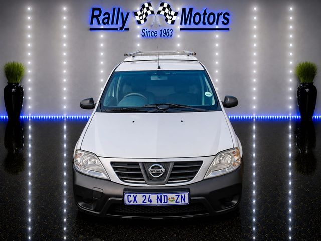 2015 Nissan NP200 1.6 A/C Safety Pack, photo 2
