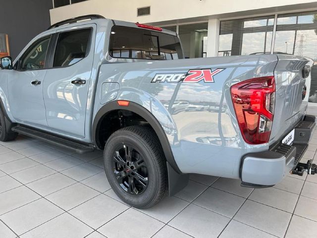 2026 Nissan Navara 2.5 DDTi PRO-2X Auto Double-Cab, photo 4