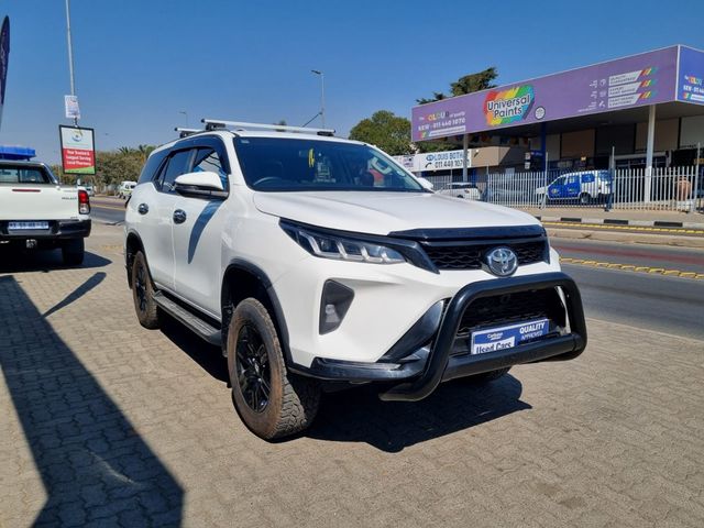 2020 Toyota Fortuner 2.4 GD-6 Raised Body Auto, photo 3