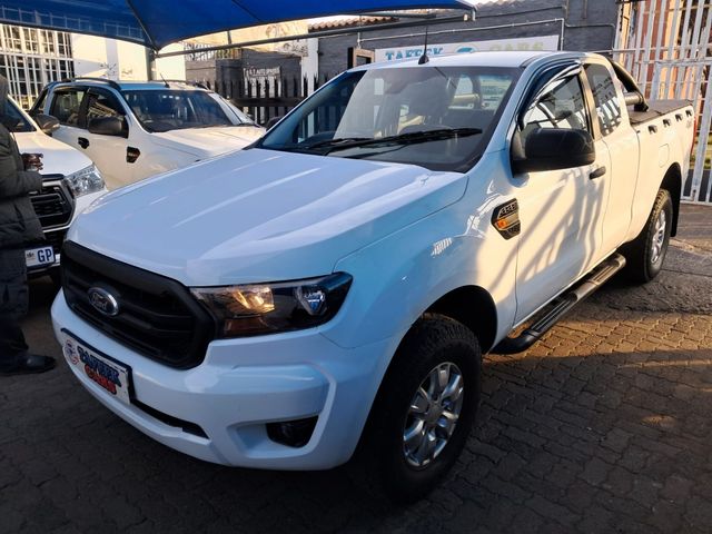 2015 Ford Ranger 3.2 TDCi XLS 4x4 SuperCab, photo 2