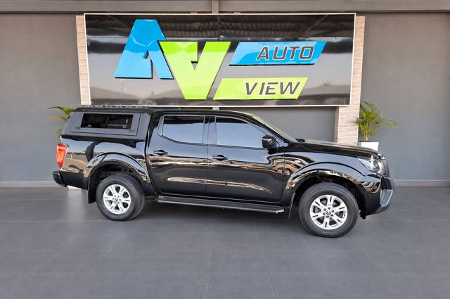 2021 Nissan Navara 2.5 DDTi SE Plus Auto Double-Cab, photo 3