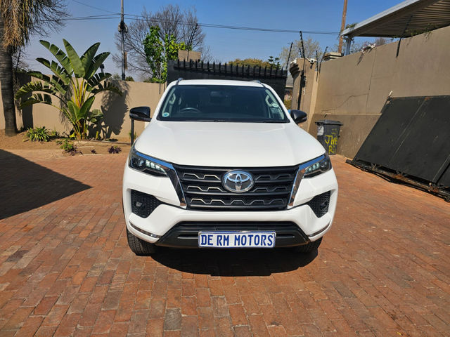 2021 Toyota Fortuner 2.8 GD-6 Raised Body Auto, photo 2