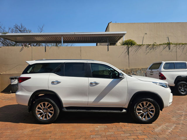 2021 Toyota Fortuner 2.8 GD-6 Raised Body Auto, photo 4