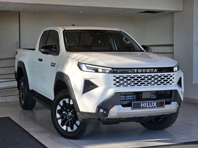 2026 Toyota Hilux 2.8 GD-6 RB Raider X 4x4 Auto Extended Cab