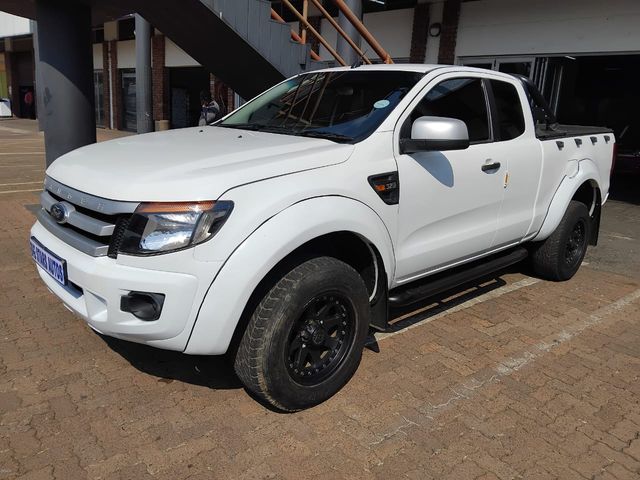 2014 Ford Ranger 3.2 TDCi Super Cab, photo 2