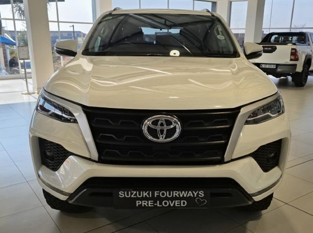 2021 Toyota Fortuner 2.4 GD-6 Raised Body Auto, photo 2