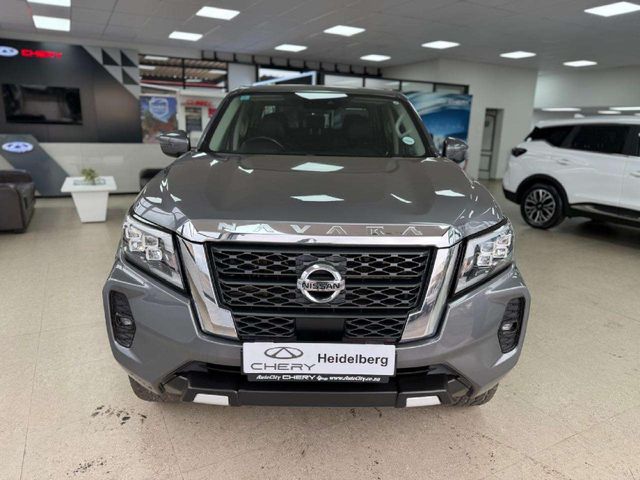 2023 Nissan Navara 2.5 DDTi LE Plus 4X4 Auto Double-Cab, photo 2