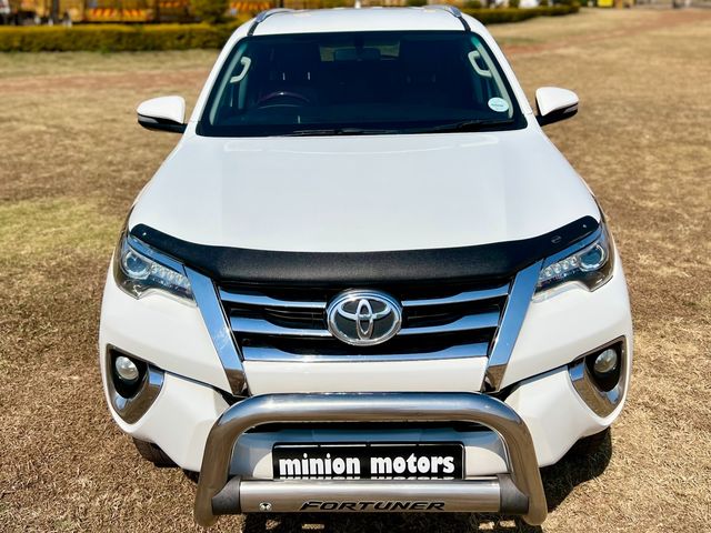 2016 Toyota Fortuner 2.8 GD-6 Raised Body Auto, photo 2