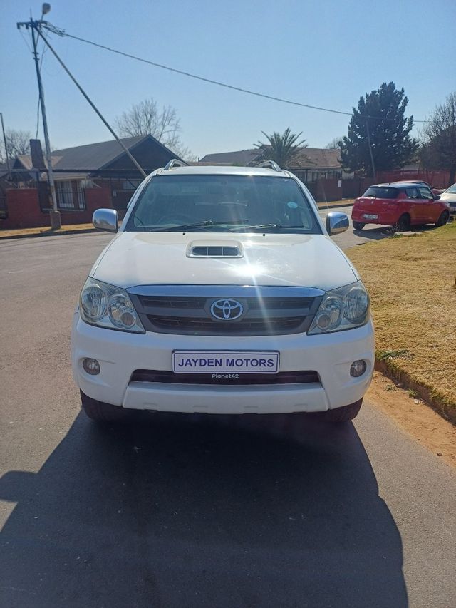 2006 Toyota Fortuner 3.0 D, photo 2