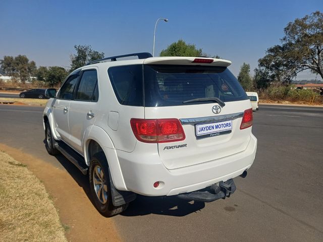 2006 Toyota Fortuner 3.0 D, photo 5