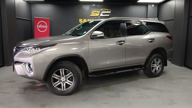 2017 Toyota Fortuner 2.4 GD-6 Raised Body, photo 2