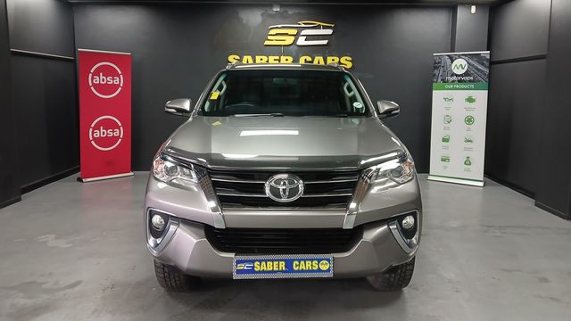 2017 Toyota Fortuner 2.4 GD-6 Raised Body, photo 3