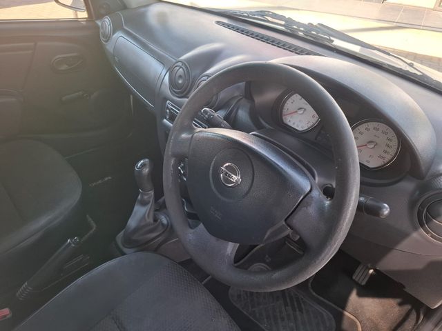 2020 Nissan NP200 1.6 A/C Safety Pack, photo 5