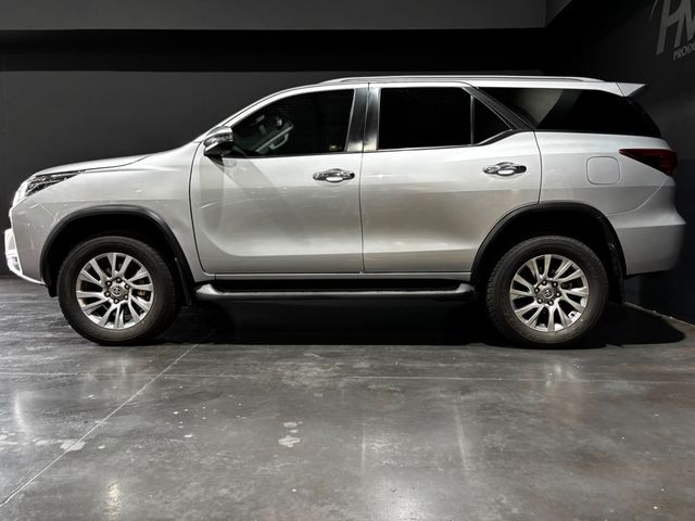 2022 Toyota Fortuner 2.8 GD-6 Raised Body Auto, photo 4