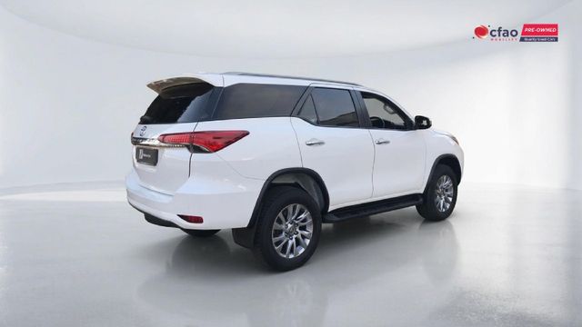 2021 Toyota Fortuner 2.8 GD-6 Raised Body Auto, photo 2