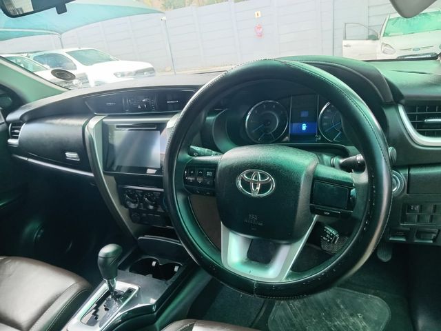 2019 Toyota Fortuner 2.4 GD-6 Raised Body Auto, photo 4