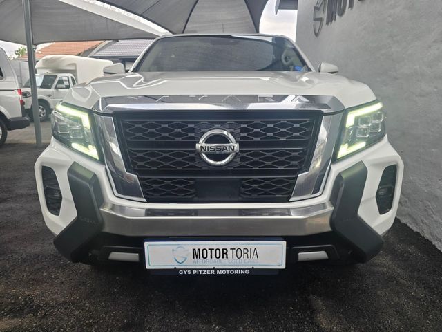 2022 Nissan Navara 2.5 DDTi LE Plus Auto Double-Cab, photo 2