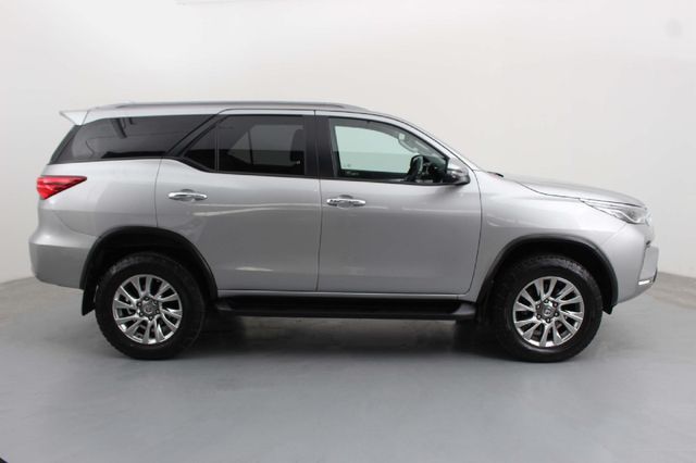 2022 Toyota Fortuner 2.8 GD-6 Raised Body Auto, photo 3