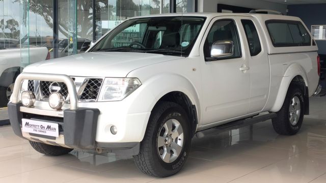 2013 Nissan Navara 2.5 dCi XE KingCab Single-Cab, photo 2
