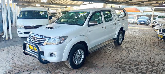 2013 Toyota Hilux 3.0 D-4D Raider Raised Body Double-Cab