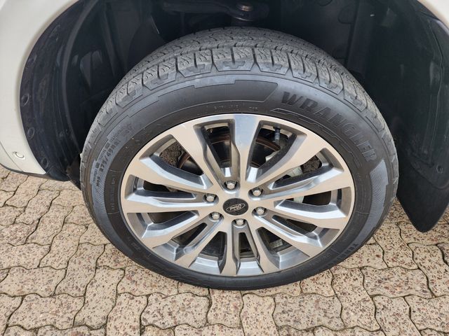 2023 Ford Everest 3.0D V6 Platinum AWD Auto, photo 4