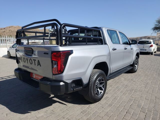 2026 Toyota Hilux 2.8 GD-6 RB SRX 4x4 Auto Double-Cab, photo 2