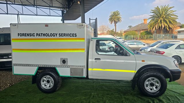 2008 Nissan Hardbody Nissan Hardbody 3.2 D 4X4 forensics & pathology, photo 3