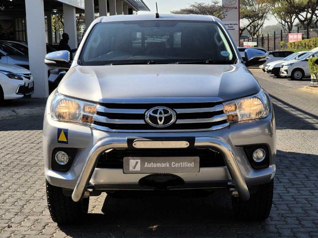 2017 Toyota Hilux 2.8 GD-6 Raider 4x4 Double-Cab Auto, photo 2