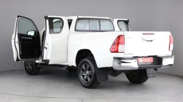 2023 Toyota Hilux 2.4 GD-6 Raised Body Raider Extended Cab, photo 5