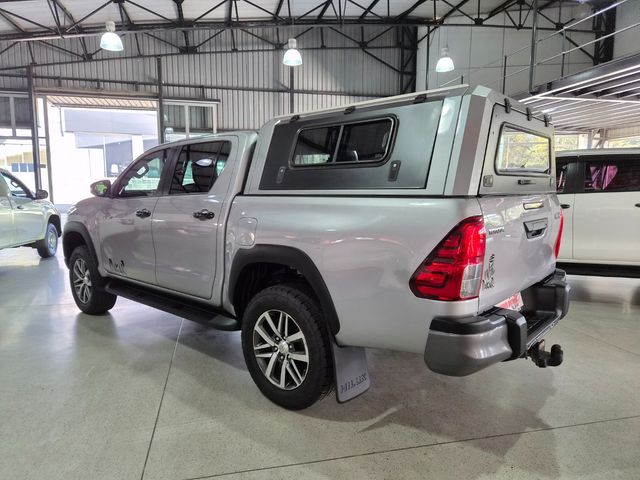 2018 Toyota Hilux 2.8 GD-6 Raider 4x4 Double-Cab Auto, photo 5