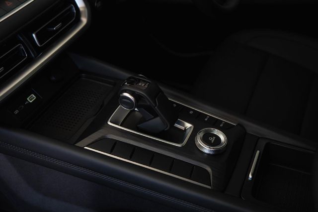 2026 GWM P-Series P300 2.4TD LS 4x4 Auto Double-Cab, photo 4