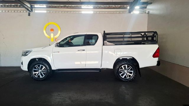 2019 Toyota Hilux 2.8 GD-6 Raised Body Raider 4x4 Auto Extended Cab