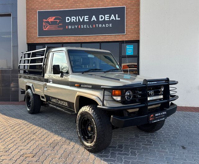 2002 Toyota Land Cruiser 70 4.2 Diesel Single-Cab